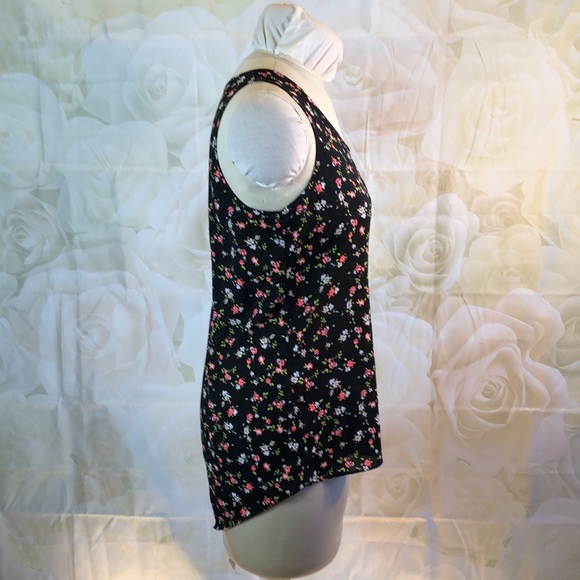 Express Top Sleeveless Split Shirttail Black Floral Medium - Picture 3 of 7